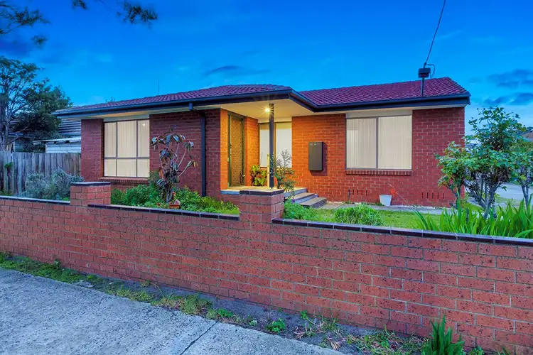 1/1a Bardoel Court, Chelsea VIC 3196