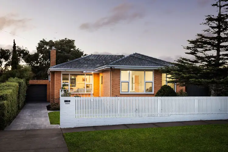 97 Mortlake Road, Warrnambool VIC 3280