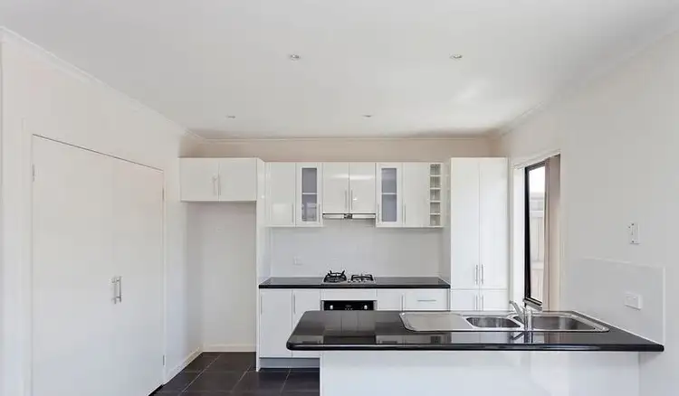 Fourth view of Homely house listing, 2 Scrubwren Drive, Williams Landing VIC 3027