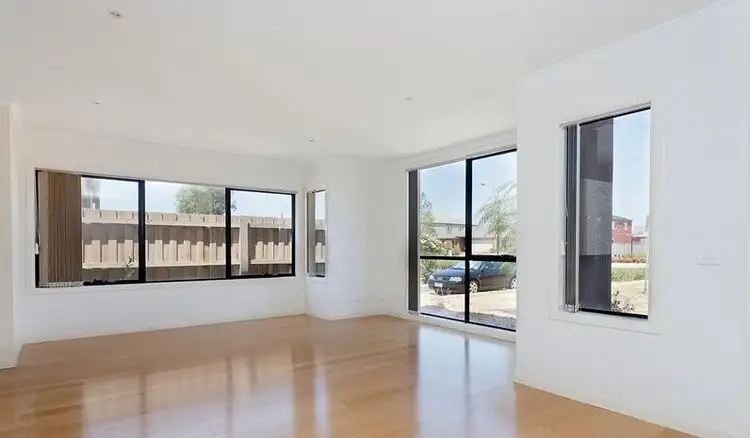 Fifth view of Homely house listing, 2 Scrubwren Drive, Williams Landing VIC 3027