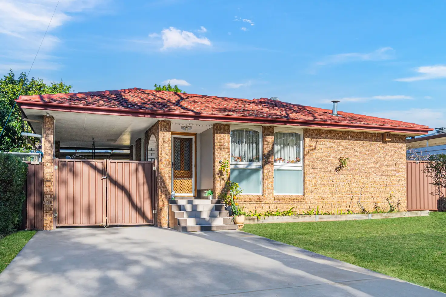 Main view of Homely house listing, 5 Hoyle Drive, Dean Park NSW 2761