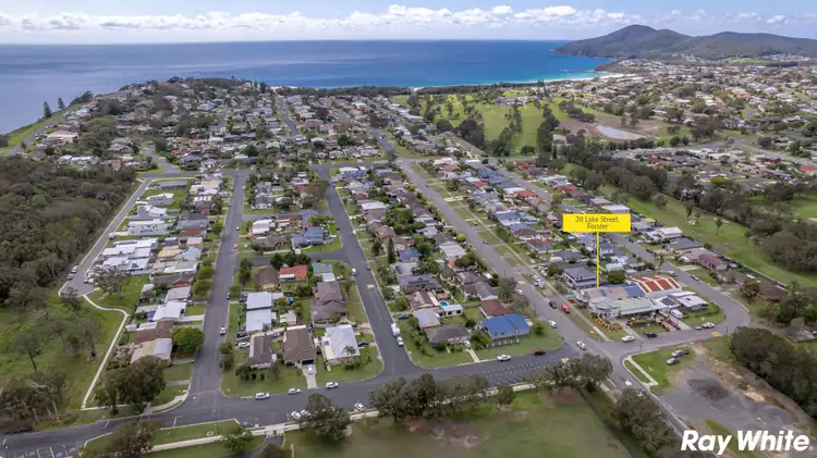 38 Lake Street, Forster NSW 2428