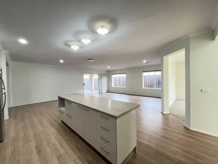 Fifth view of Homely house listing, 9 Darter Way, Williams Landing VIC 3027
