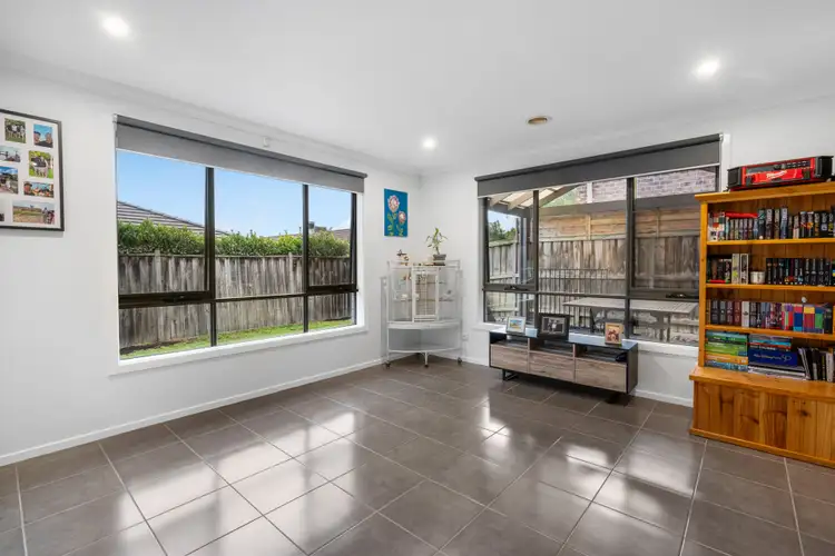 Fifth view of Homely house listing, 8 Peterborough Drive, Doreen VIC 3754