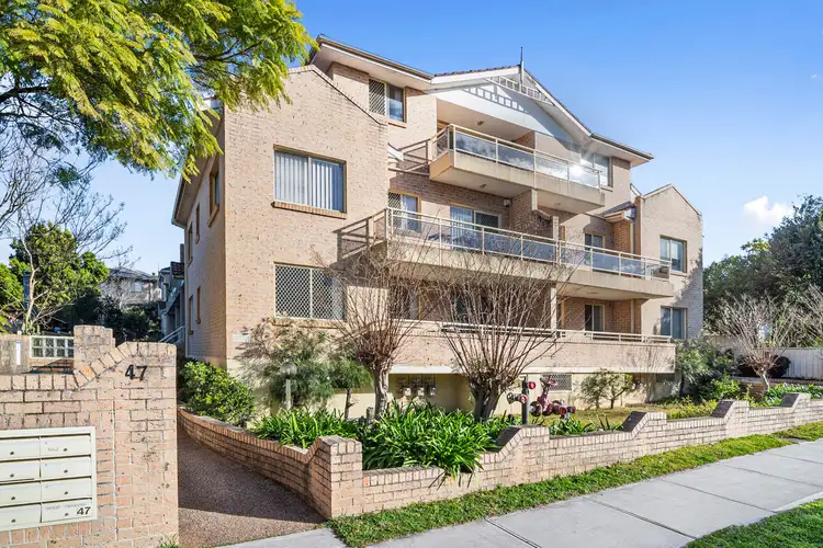 2/47-49 Josephine Street, Riverwood NSW 2210