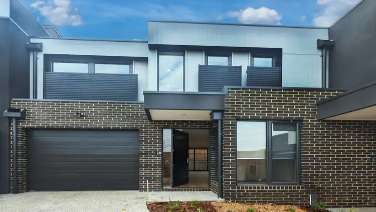 Main view of Homely townhouse listing, 2/8 Oulton Crescent, Reservoir VIC 3073