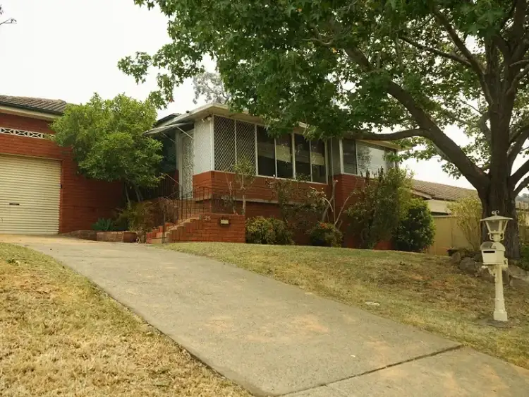 25 Bottlebrush Avenue, Bradbury NSW 2560