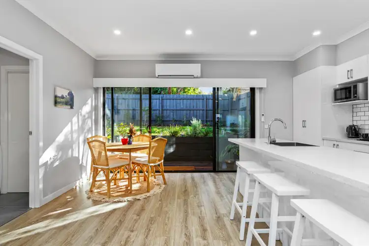 Fourth view of Homely house listing, 2/82B Dorset Road, Croydon VIC 3136