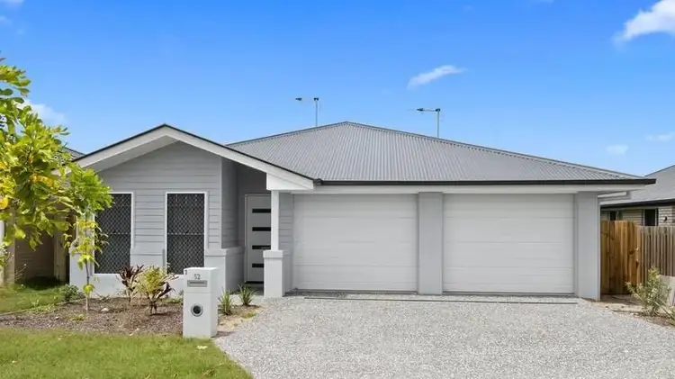 Main view of Homely house listing, 2/52 Niels Crescent, Park Ridge QLD 4125