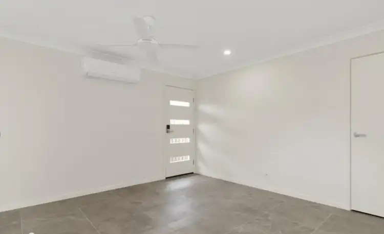 Fourth view of Homely house listing, 2/52 Niels Crescent, Park Ridge QLD 4125