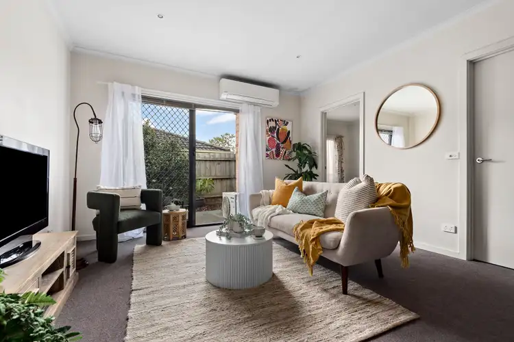 Second view of Homely unit listing, 7/33 Deane Street, Frankston VIC 3199