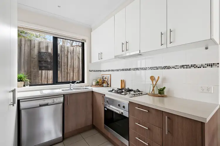 Third view of Homely unit listing, 7/33 Deane Street, Frankston VIC 3199