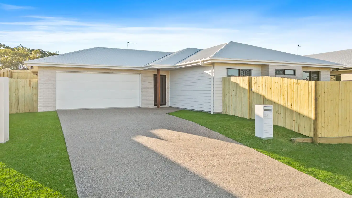 Main view of Homely house listing, 2/1 North Place, Hidden Valley QLD 4703