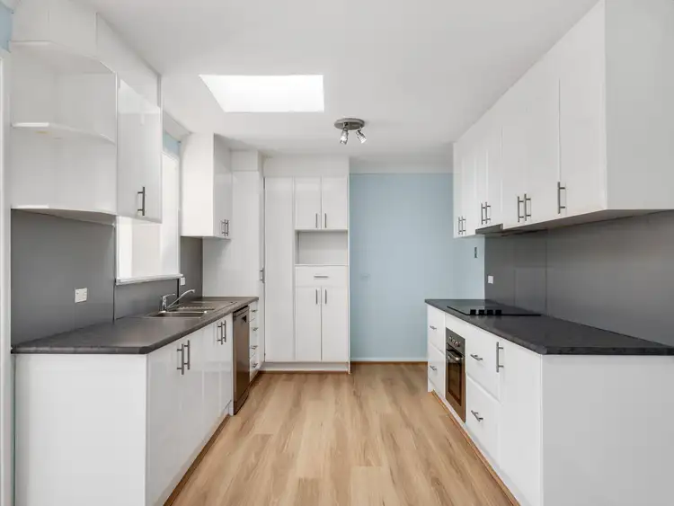 Fifth view of Homely house listing, 10 Lewis Street, Bradbury NSW 2560