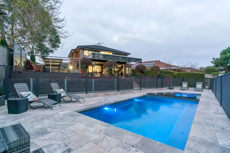 17 Collina Court, Langwarrin VIC 3910