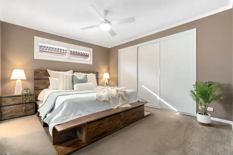 Sixth view of Homely house listing, 2 Arduina Court, Langwarrin VIC 3910