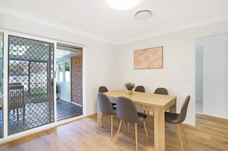 Fourth view of Homely house listing, 6 Siward Place, Rosemeadow NSW 2560