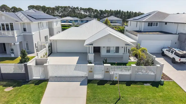 1918 Sunningdale Court, Sanctuary Cove QLD 4212