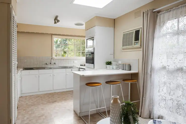 Second view of Homely house listing, 117 Wangarra Road, Frankston VIC 3199