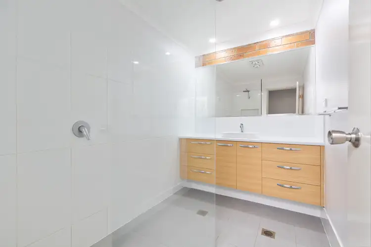 Main view of Homely townhouse listing, 2/102 Harris Street, Emerald QLD 4720