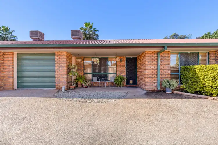 2/102 Harris Street, Emerald QLD 4720