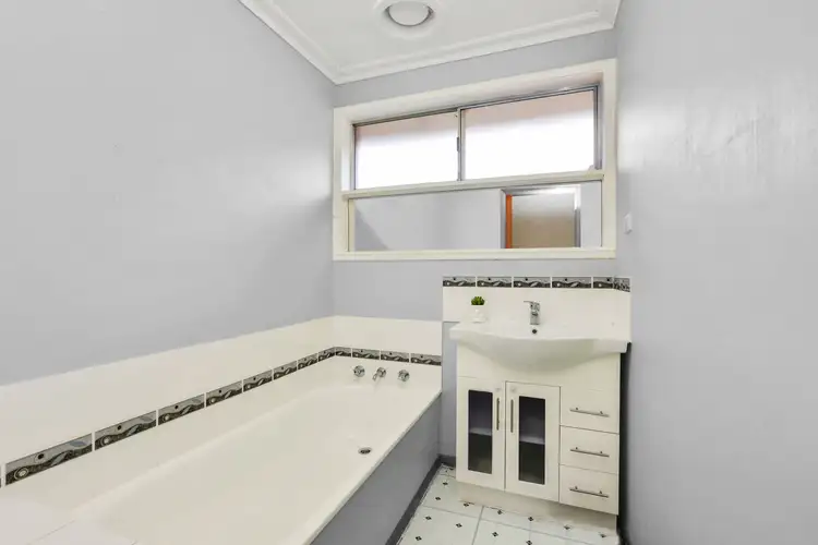 Sixth view of Homely house listing, 83 Smeaton Close, Lara VIC 3212