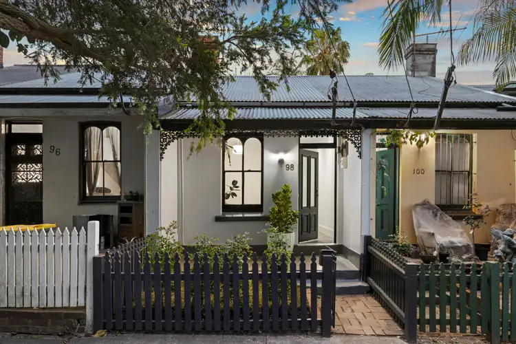 98 Simmons Street, Enmore NSW 2042