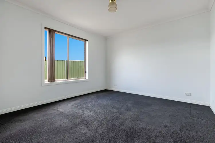 Fifth view of Homely house listing, 2/6 Karingal Court, Irymple VIC 3498