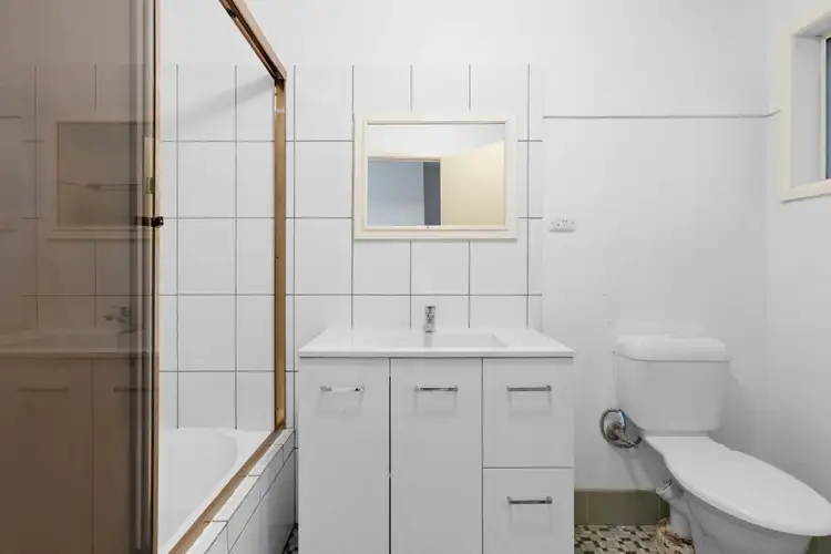 Fifth view of Homely unit listing, 2/2297 Gold Coast Highway, Mermaid Beach QLD 4218