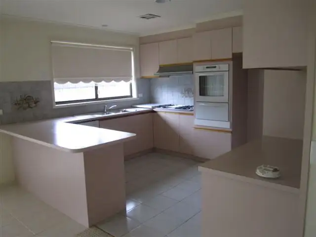 Second view of Homely house listing, 21 Manningtree Parade, Craigieburn VIC 3064