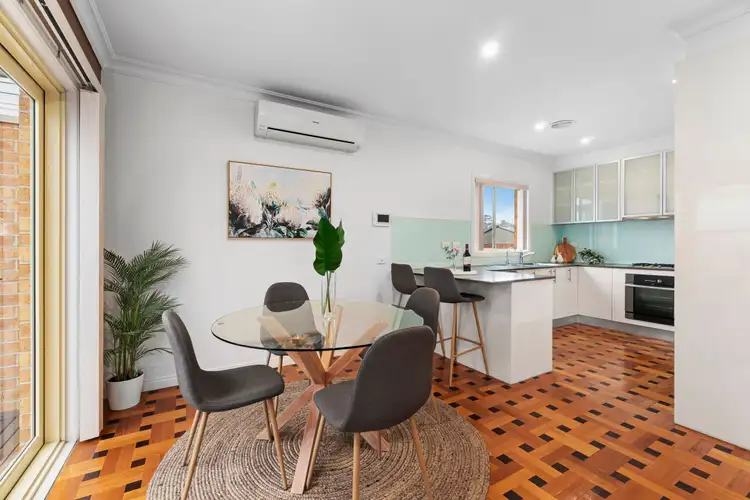 Fifth view of Homely unit listing, 2/2 Manoon Road, Clayton South VIC 3169