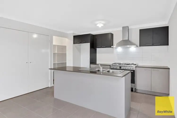 Fifth view of Homely house listing, 3 Darragan Road, Tarneit VIC 3029