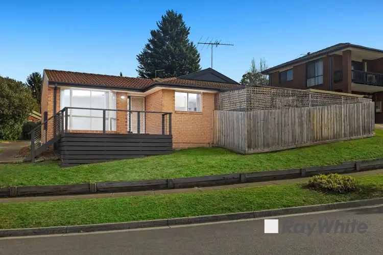 1/34 John Hunter Drive, Endeavour Hills VIC 3802