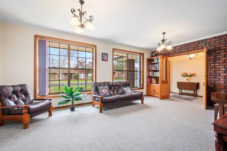 Third view of Homely house listing, 5 Bellshire Place, Mount Gambier SA 5290