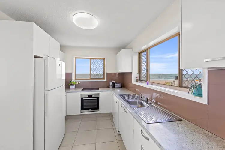 4/219-223 Jefferson Lane, Palm Beach QLD 4221