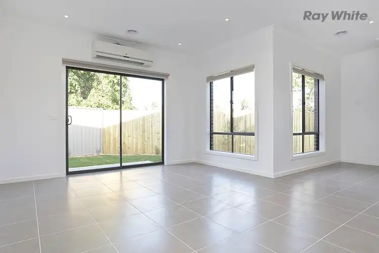 Third view of Homely house listing, 2/5 Heysham Place, Keilor Downs VIC 3038