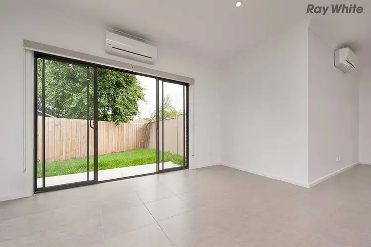 Fourth view of Homely house listing, 2/5 Heysham Place, Keilor Downs VIC 3038