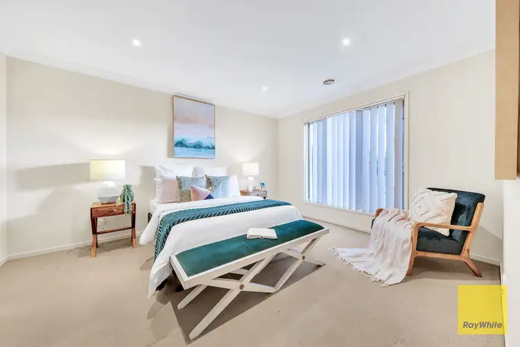 Second view of Homely house listing, 8 Fresh View Drive, Tarneit VIC 3029