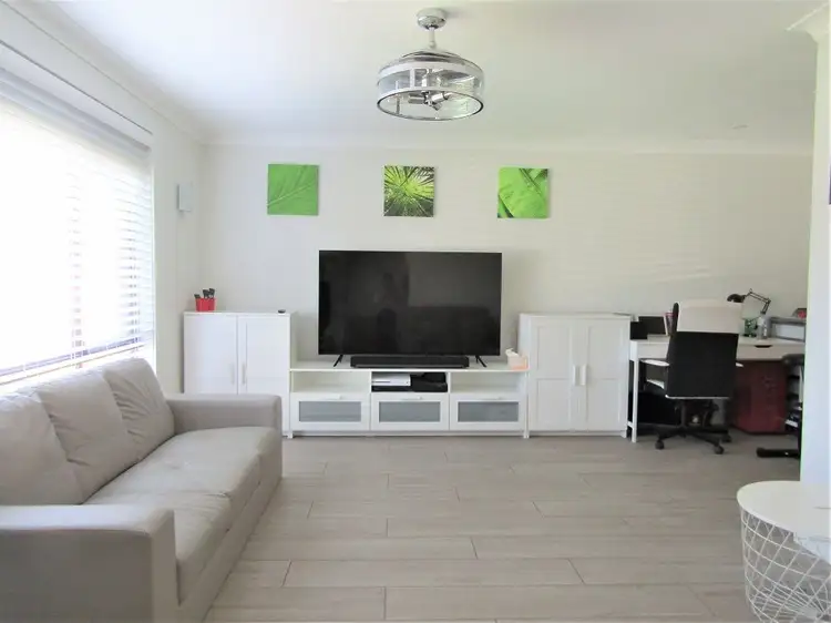 Third view of Homely house listing, 25 Camelot Drive, Cranebrook NSW 2749