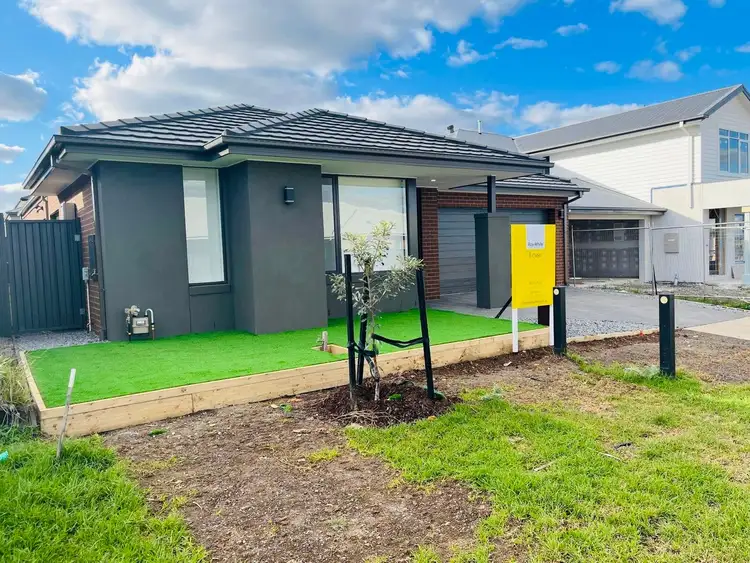 Second view of Homely house listing, 73 Lena Crescent, Truganina VIC 3029