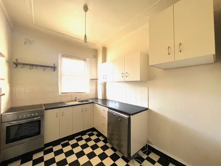 Third view of Homely apartment listing, 1/41 Melrose Parade, Clovelly NSW 2031