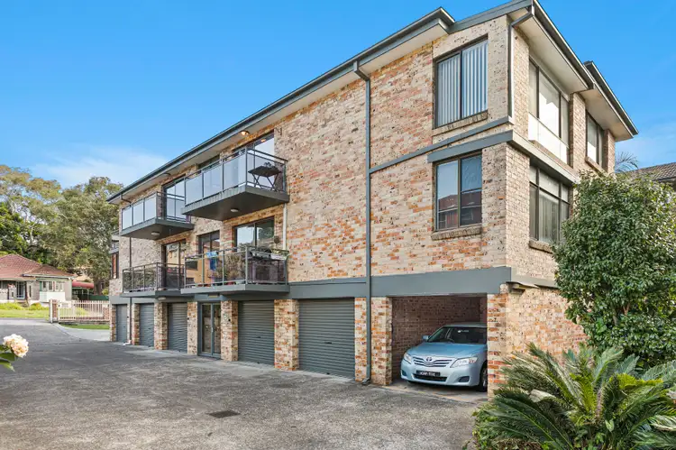 Main view of Homely unit listing, 3/58 Bourke Street, North Wollongong NSW 2500