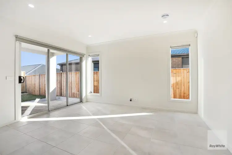 Fifth view of Homely house listing, 16 Cattlecrossing Way, Sunbury VIC 3429