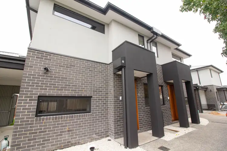 Main view of Homely townhouse listing, 2/7 Becket Street, Glenroy VIC 3046