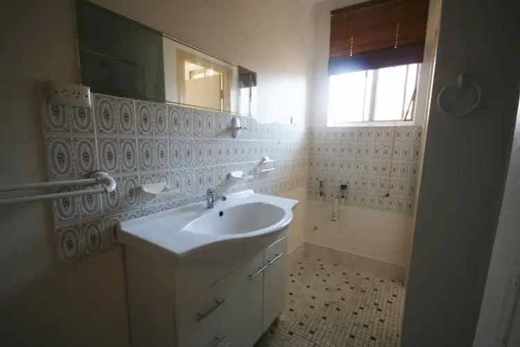 Fifth view of Homely unit listing, 30/85 Derrima Road, Queanbeyan NSW 2620