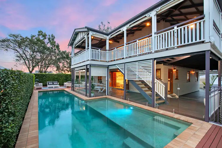 1 Goldsworthy Avenue, Hamilton QLD 4007