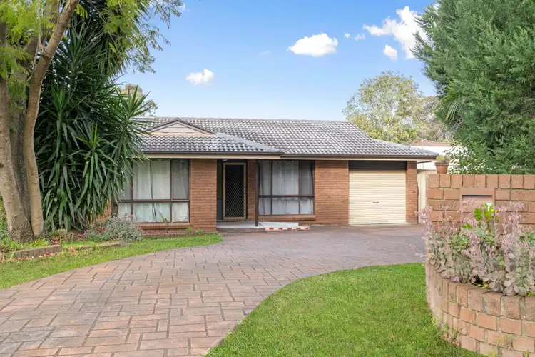11 Owl Place, Ingleburn NSW 2565