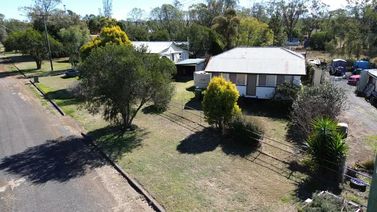 13 Daly Street, Quinalow QLD 4403