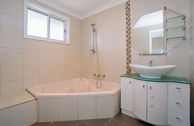 Fourth view of Homely house listing, 5 Campbell Close, Minto NSW 2566