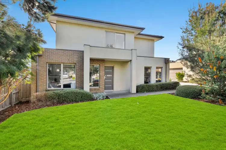 Main view of Homely townhouse listing, 1 Mercury Court, Carrum Downs VIC 3201